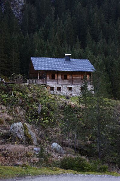 Datei:Steinwenderalm-steinriesental 12077 2015-10-30.jpg