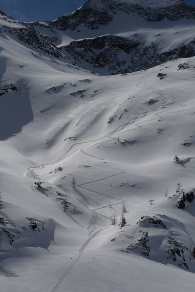 Datei:Innere alm 3079 2009-03-22.jpg