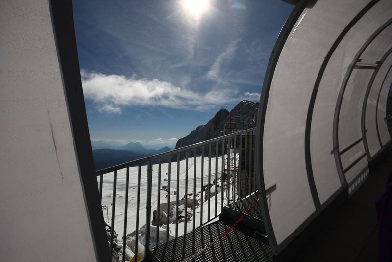 Datei:Förderband Skyline 93367 2015-06-25.jpg