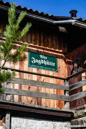 Alte jagdhütte-leistenalm-2001-2021-07-27.jpg