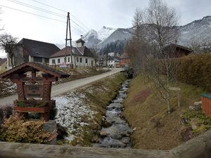 Lengdorferbach in Lengdorf.JPG