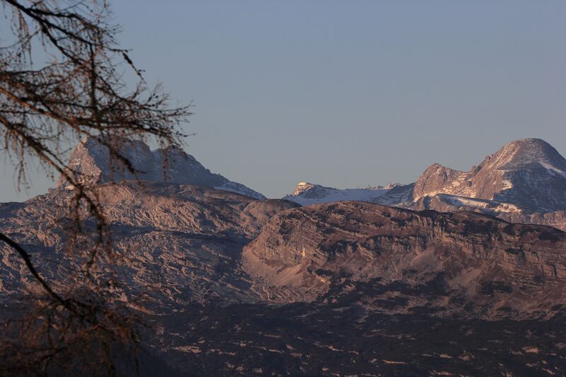 Datei:Dachsteinmassiv -rötelstein 91252 2018-11-17.jpg