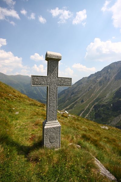 Datei:Glattjochkreuz 1288 13-08-06.jpg