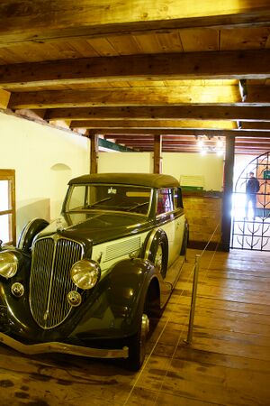 Oldtimer burg strechau-0078-2023-05-04.jpg