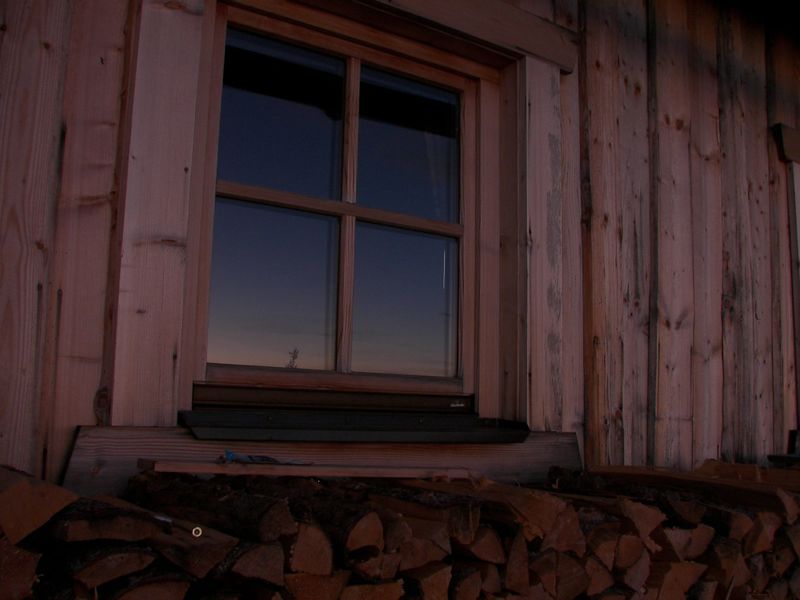 Datei:Hochwurzen sonnenaufgang 18864 2006-10-07.jpg