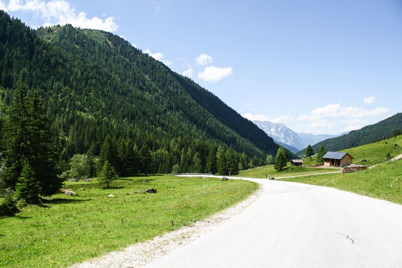 Datei:Plannerstraße 84262 2014-06-26.jpg