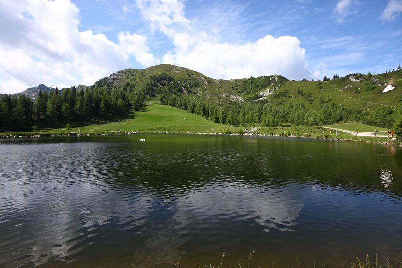 Datei:Speicherteich Reiteralmsee 65689 2014-06-27.jpg