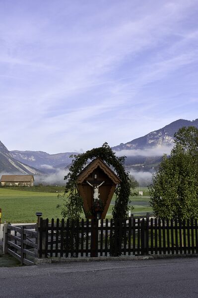 Datei:Wegkreuz altirdning-0065-2023-10-18.jpg