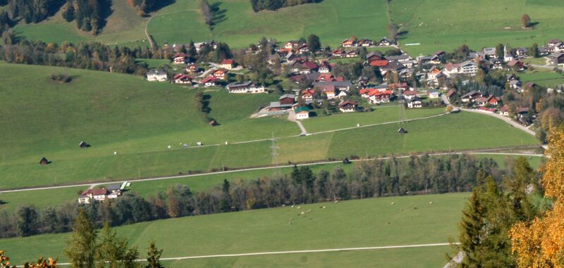 Datei:Weißenbach haus-1000-2007-10-07.jpg