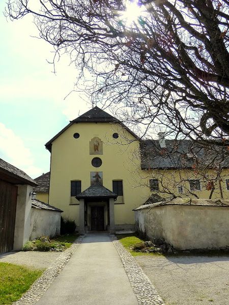 Datei:Klosterkirche Hl.Joseph seit 1711.JPG