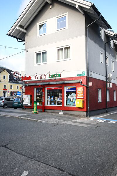 Datei:Trafik steirergasse schladming-1000-2016-07-04.jpg