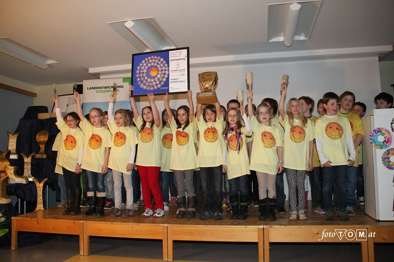 Datei:Projektkunstschnee vskinder.jpg