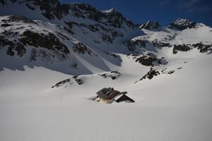 Landawirseehütte- pietrach 03376 2008-04-14.jpg