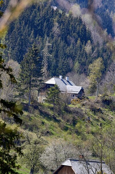 Datei:Vlg.persch burgfried-300230-2023-05-04.jpg