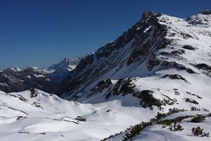 Preuneggsattel -giglach 22210 2016-04-30.jpg