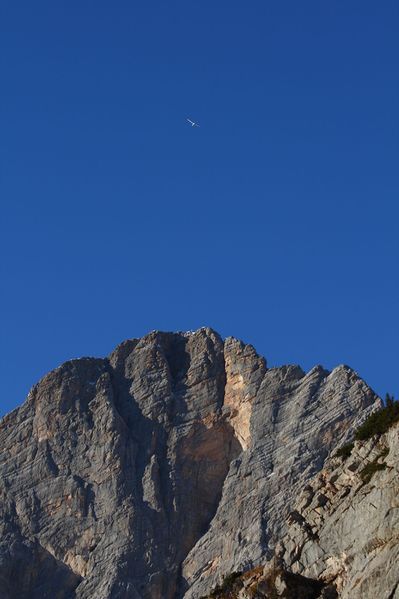 Datei:Dachsteinmassiv-südwand 24759 2008-11-05.jpg