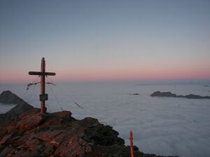 Hochgolling sunrise 16353 2006-07-05.jpg