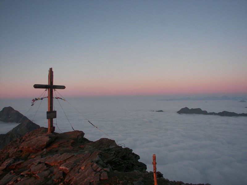 Datei:Hochgolling sunrise 16353 2006-07-05.jpg