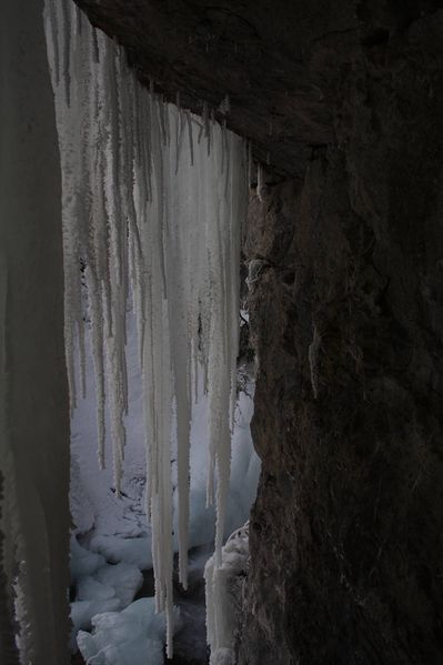 Datei:Luserfall 1407 2011-01-06.jpg