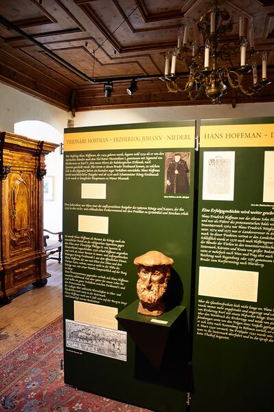 Datei:Burg strechau-300253-2023-05-04.jpg