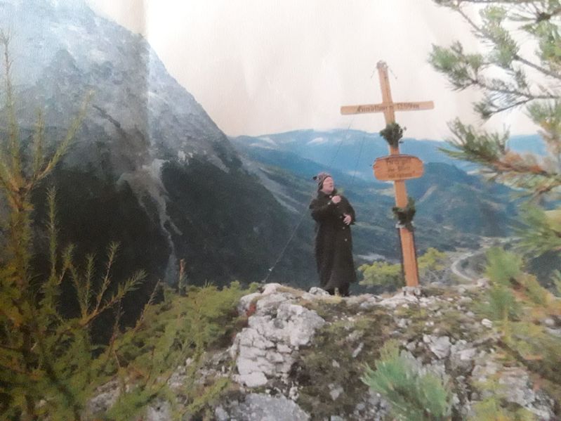 Datei:Gindl-Hörndl-Gipfelkreuz 2007 04.jpg