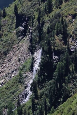 Schleierfall -hochlabeck 49634 2017-06-09.jpg