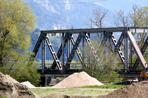 Eisenbahnbrücke niederöblarn-3000306-2023-05-07.jpg