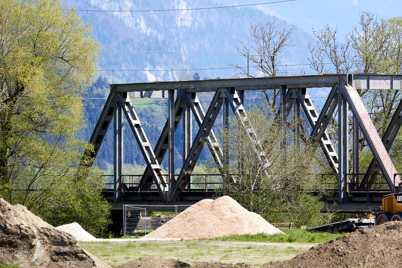 Datei:Eisenbahnbrücke niederöblarn-3000306-2023-05-07.jpg