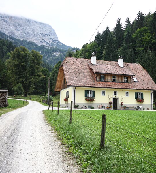 Datei:Naturdenkmal grießbach-1000-2012-08-21.jpg