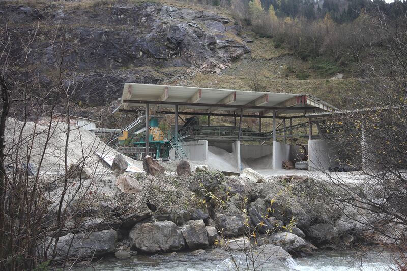 Datei:Steinbruch gulling-1001-2017-11-02.jpg