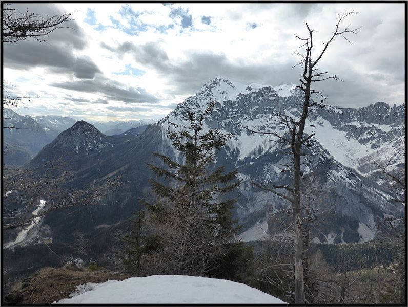 Datei:Gipfelpunkt Gstatterstein01.JPG