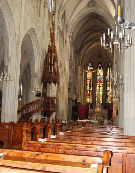 Datei:Stiftskirche Admont, Kirchenkanzel.jpg