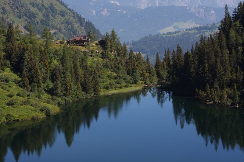 Datei:Hüttensee 30300 2011-08-02.jpg