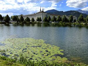 Stiftsgarten Admont1140689.JPG