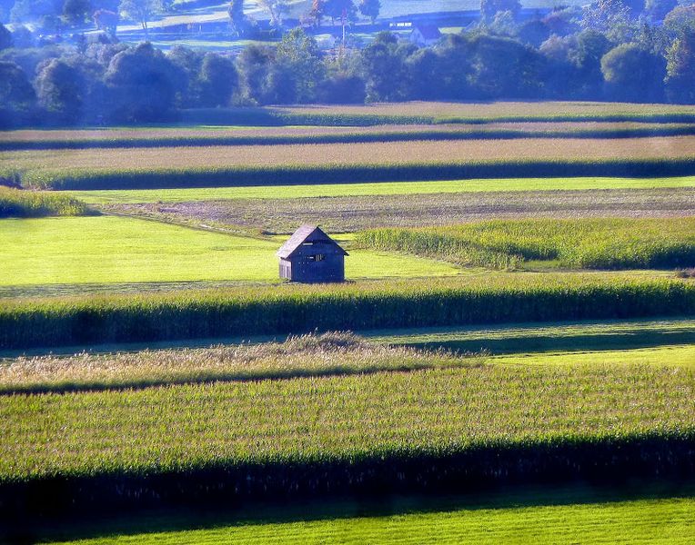 Datei:Heustadel aiglern.JPG