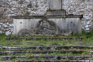 Kriegerdenkmal schl. trautenfels-11-2014-05-14.jpg