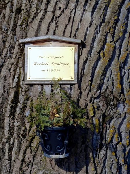 Datei:Marterl Herbert Raninger340755.JPG