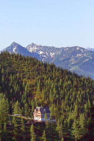 Austriahütte 22721 2008-06-10.jpg