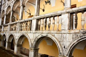 Innere Burghof-1005-2023-05-04.jpg