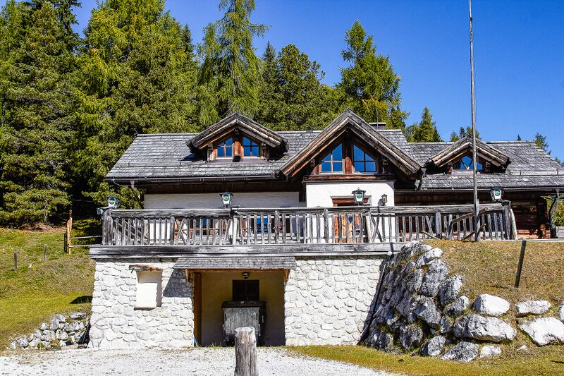 Datei:Rosemialm11708 2019-09-29.jpg