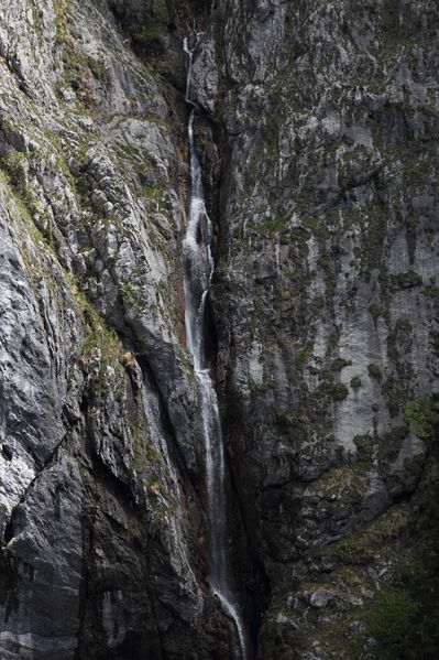 Datei:Traunursprung kammersee 46827 2017-05-17.jpg