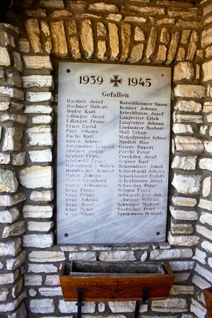 Kriegerdenkmal lassing-300424-2023-05-04.jpg