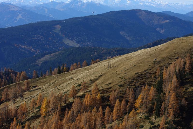 Datei:Schönbichl -südwandhütte 12041 2015-11-04.jpg