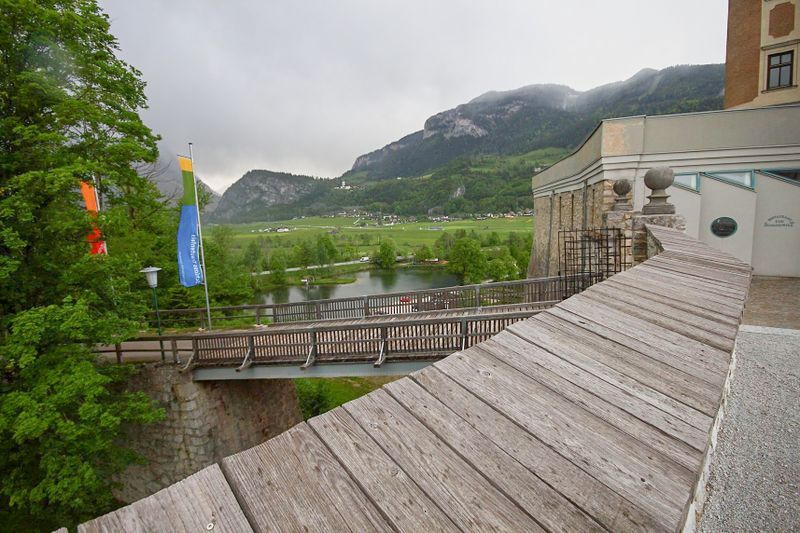 Datei:Schloss trautenfels 57976 2014-05-14.jpg