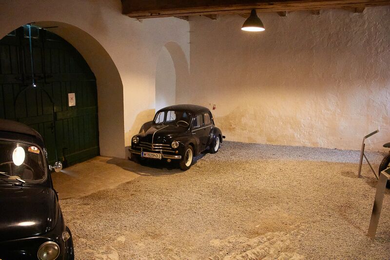 Datei:Oldtimer burg strechau-0055-2023-05-04.jpg