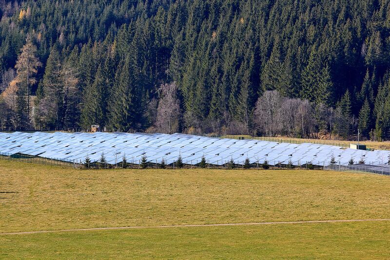 Datei:Solarpark Kaiserau-0028-2022-11-14.jpg