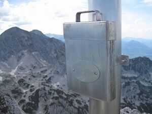 Kreuzmauer-gipfelkassette 6131.JPG