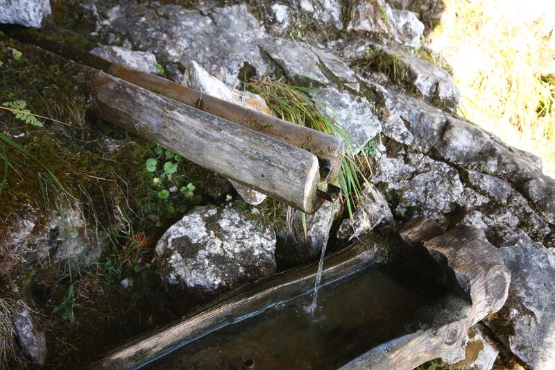 Datei:Grimmingbründl 13064 2015-10-28.jpg