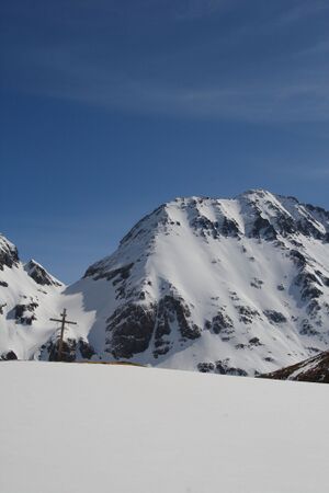 Hint-gollingsc-Landawirseehütte 03408 2008-04-14.jpg