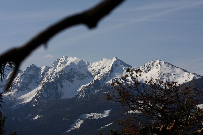 Datei:Rössingkogelgipfel 85327 2015-04-22.jpg